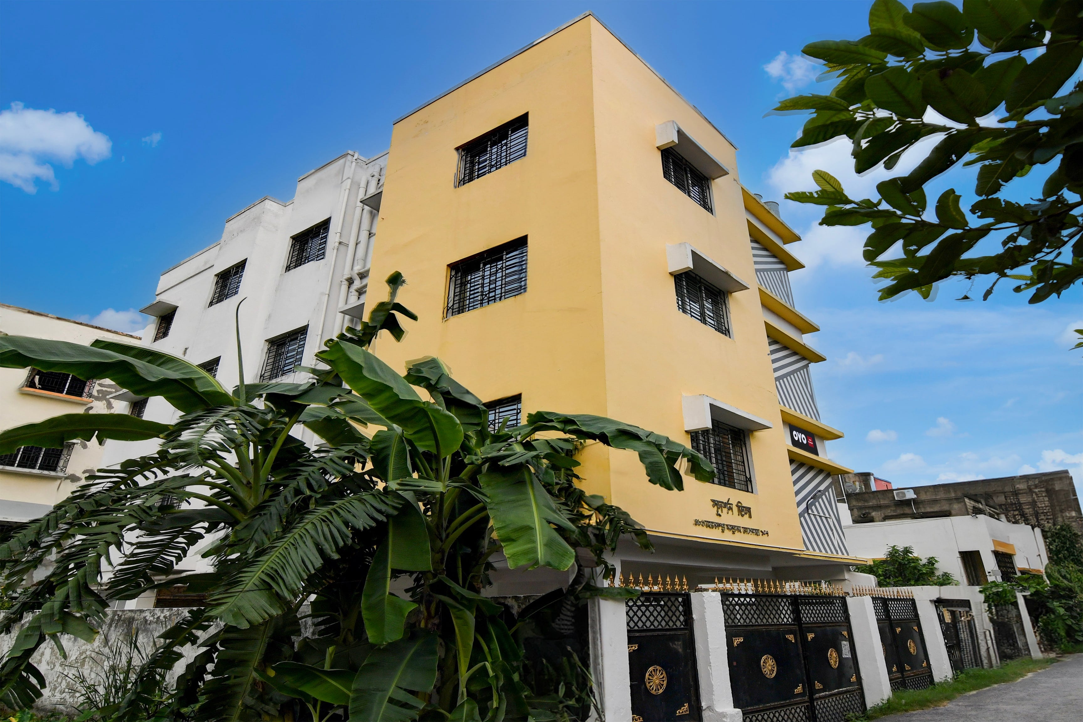 Hotel O Priyangshu Inn - Tap to explore photos