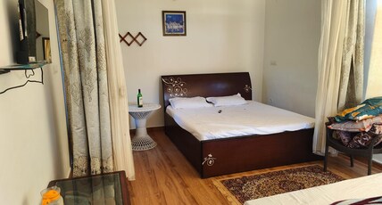 The Plum Cottage Room Type - Family Room ( Extra Large)