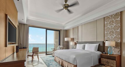 Hilton Haikou Meilan Room Type - KING JUNIOR SUITE