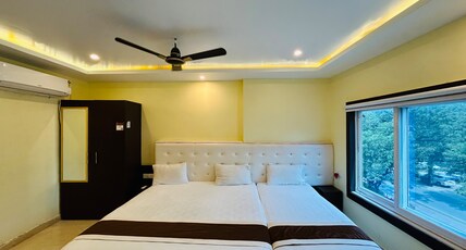 ROYAL VIEW RESIDENCY Room Type - Deluxe Family Room