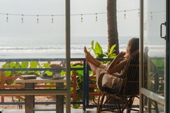 Gokarnastops Cafe and Stay