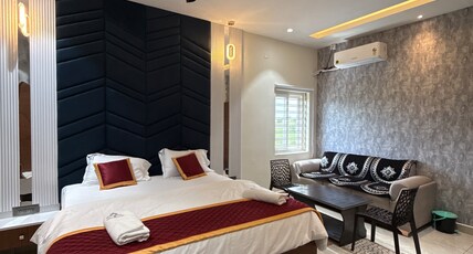 Hotel Snr Grand Room Type - Luxury room with garden view