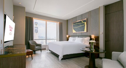 Centara Grand at CentralWorld Room Type - Club Deluxe King