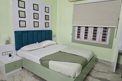 Mossy Retreat | 8 Mins Drive To SUM Hospital