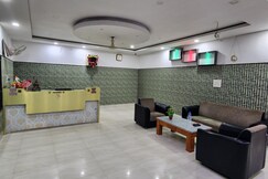 Golden Park Inn (Near Basukinath Temple)