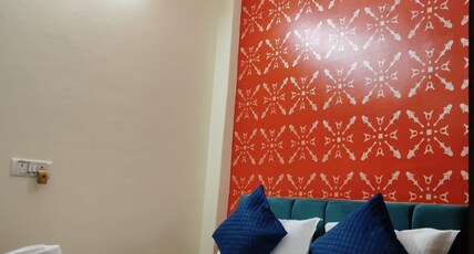 Usha Home Stay Room Type - Double Bed AC | Private Washroom