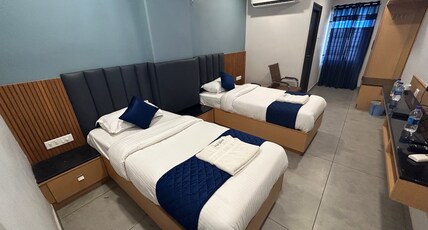Hotel KKM Highlands Room Type - PREMIUM TWIN BED