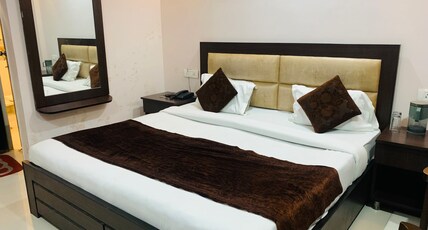 Hotel Tulsi @50m from ISBT Rishikesh Room Type - Deluxe Room without Mountain View