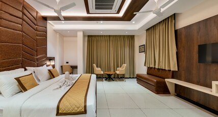 Golden Leaf Resort Room Type - Suite Room Ac