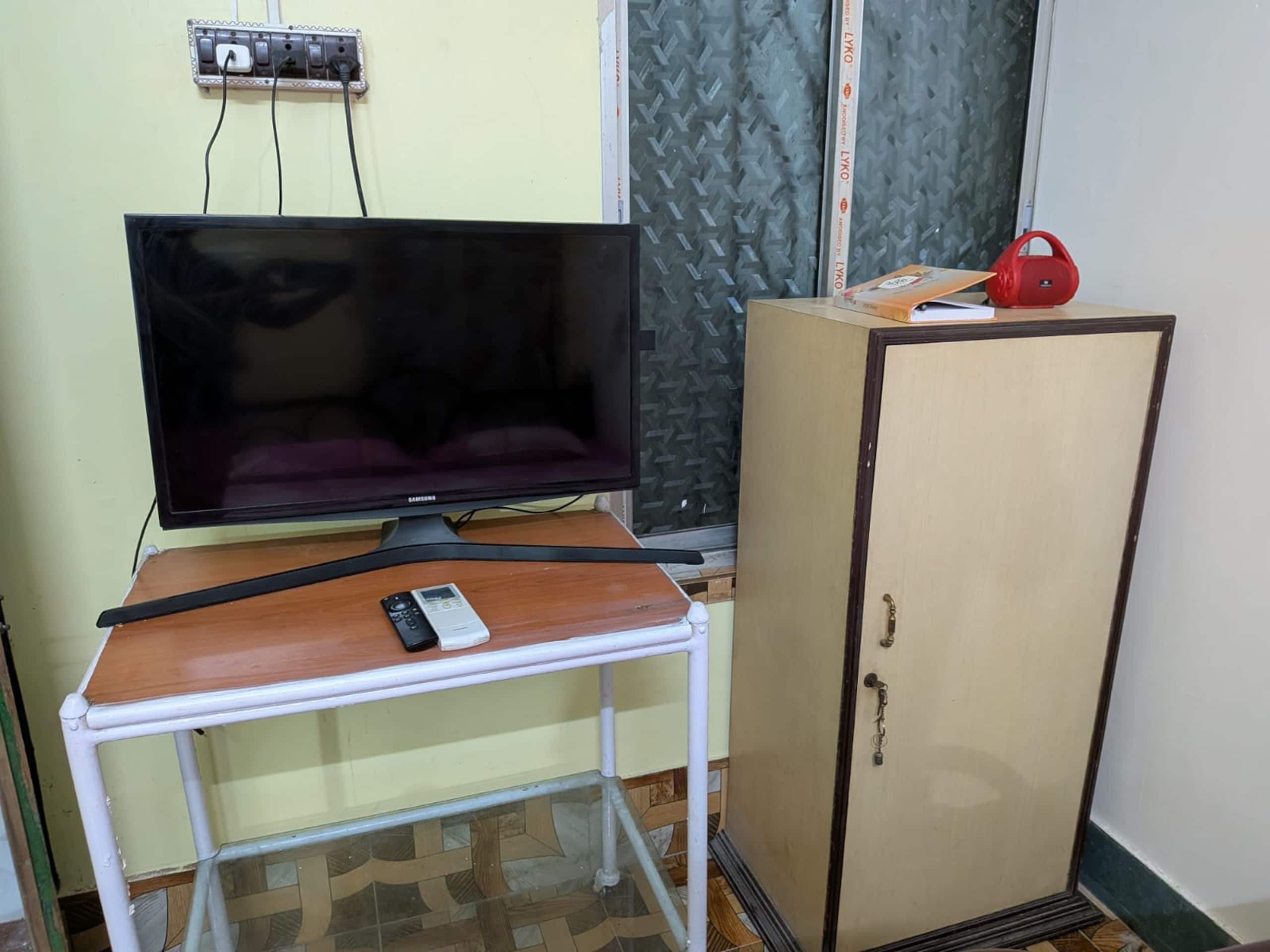 Joy Stays Budget Private 1BHK in Prime Location - Tap to explore photos
