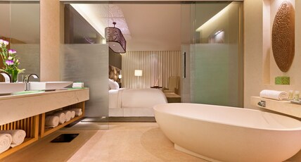 The Westin Gurgaon Room Type - Executive Suites with Bathtub & Living Area