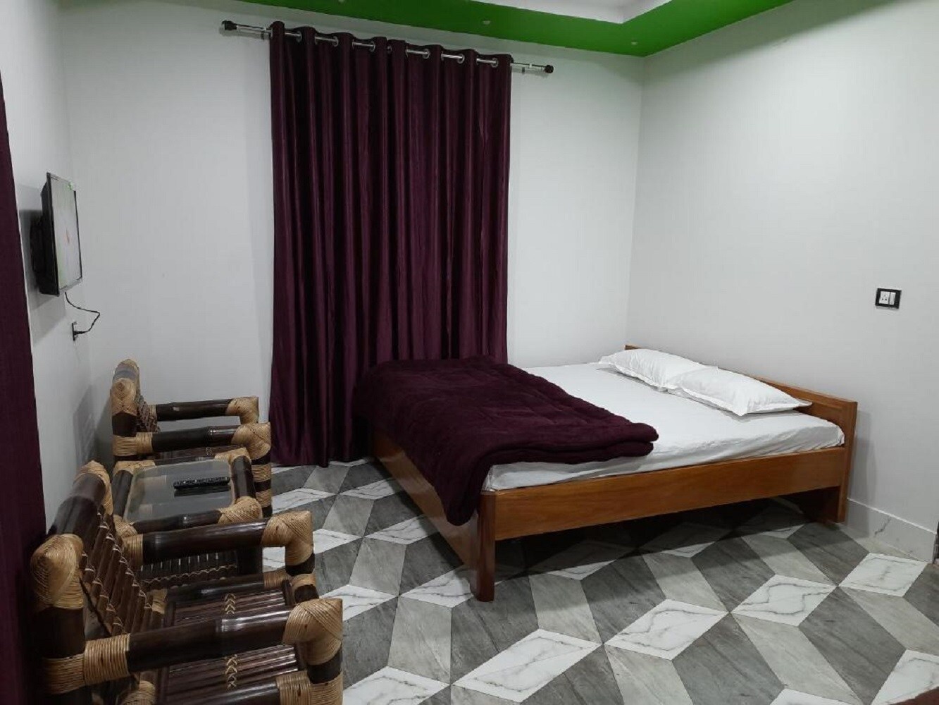 Green House Homestay - Tap to explore photos
