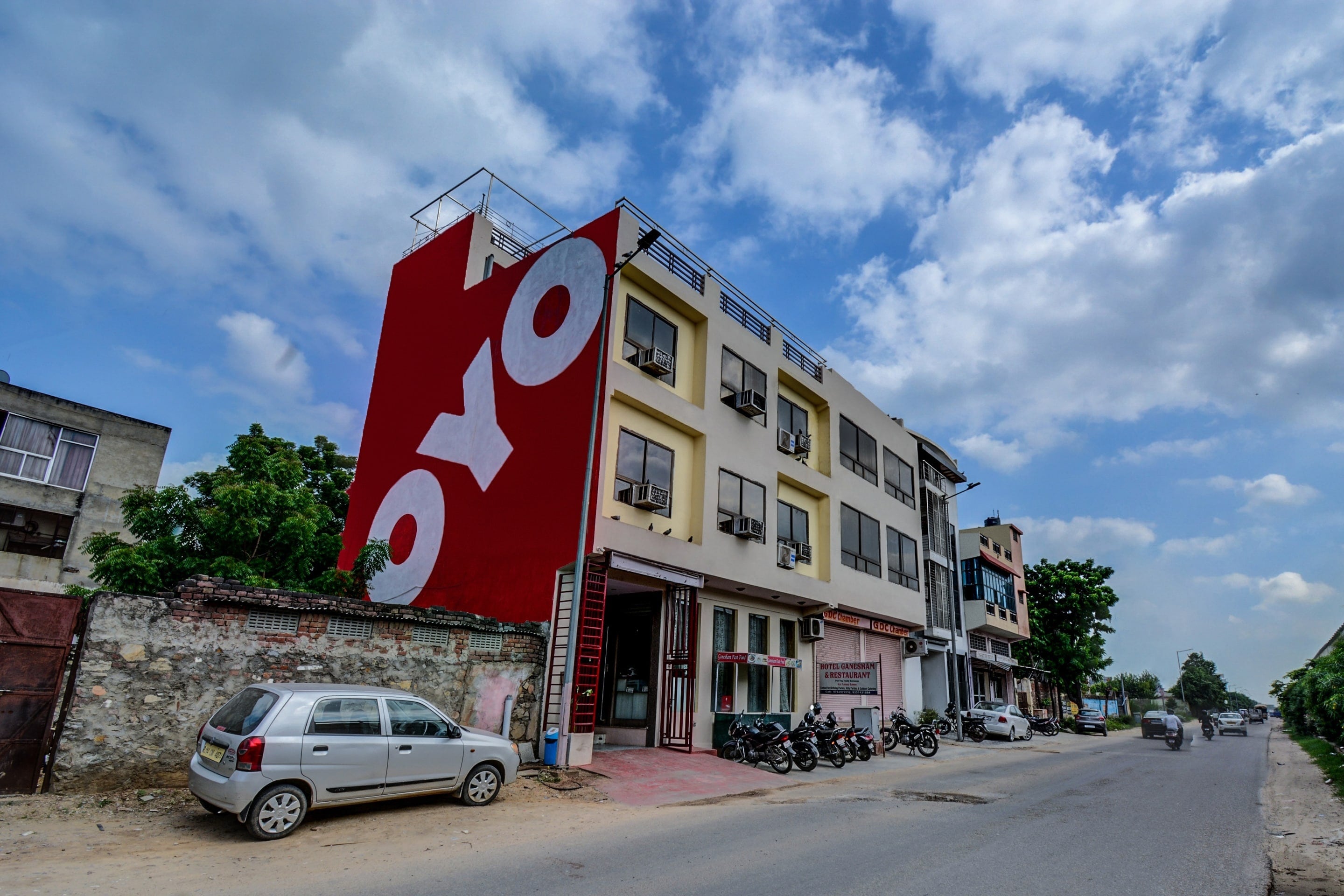OYO 17250 Hotel ganesham - Tap to explore photos