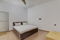 Hotel O Mahadevi Lawn