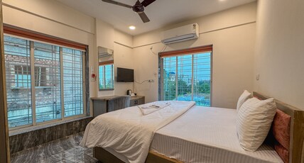 The Botanika Suites Room Type - Deluxe Room