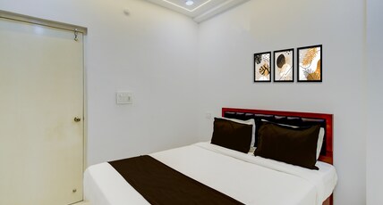 HOTEL O GENZ LAVISH STAYS Room Type - Classic