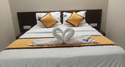 Hotel Aiba Regency Room Type - DELUEXE AC