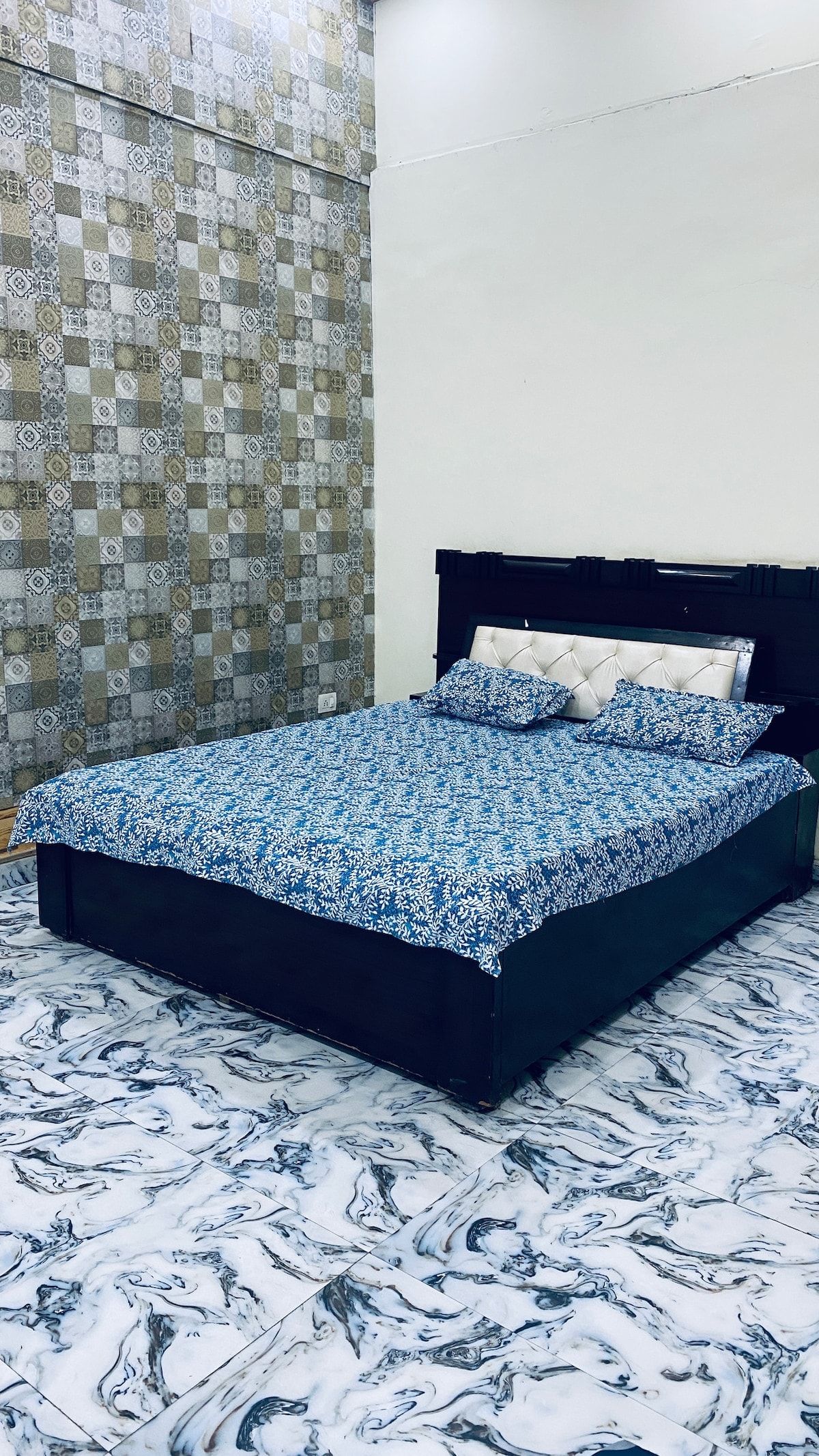 4BHK luxury farmhouse sukoon - Tap to explore photos