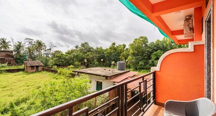 LAST MINUTE TRIP HOSTEL MORJIM-BY THE SEA Room Type - king Room With Balcony