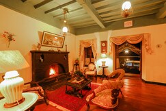 Lymond House  Heritage Homestay