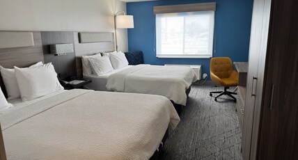 Holiday Inn Express DEFOREST (MADISON AREA) Room Type - 2 Queen Standard Communications Accessible