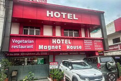 Hotel Magnet House