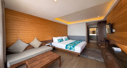 Yashshree Sanderling Mall Road Room Type - Premium Room