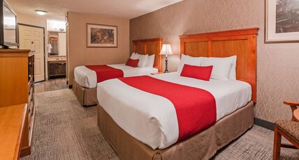 Best Western Plus Rivershore Hotel Room Type - 2 Queen Beds, Non-Smoking, High Speed Internet Access, Microwave And Refrigerator, Balcony Best Western Plus Rivershore Hotel Room Type - 2 Queen Beds, Non-Smoking, High Speed Internet Access, Microwave And Refrigerator, Balcony