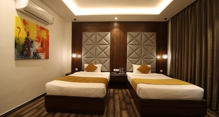 The Vilana Hotel @ 800m from Triveni Ghat Room Type - Deluxe Twin with City View