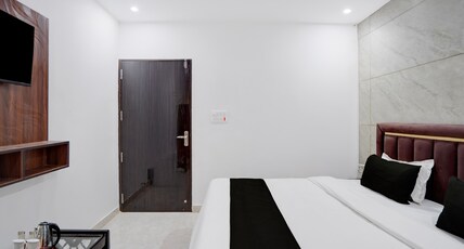 Collection O Taramandal Road Gorakhpur Formerly NS Hotel Room Type - Classic