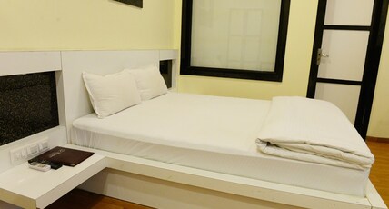 Hotel Singh Residency Room Type - Classic Suite with Jacuzzi