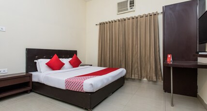 Parmeshwari Garden & Resort Room Type - Deluxe Room (Old)