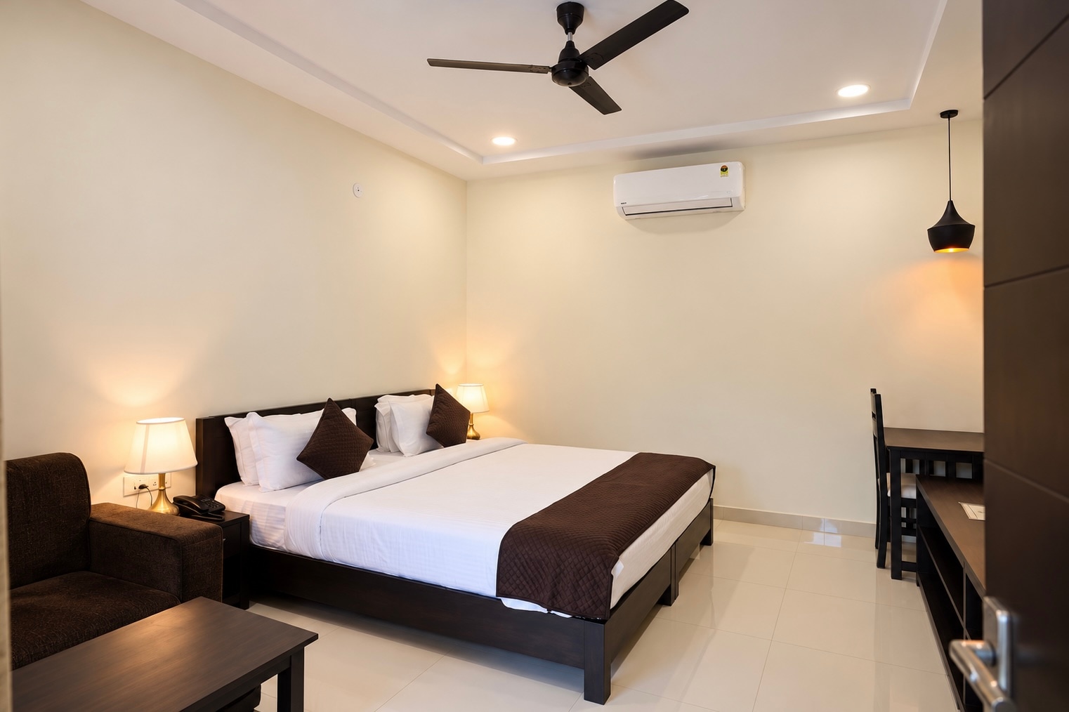 Vatika Resort - Tap to explore photos
