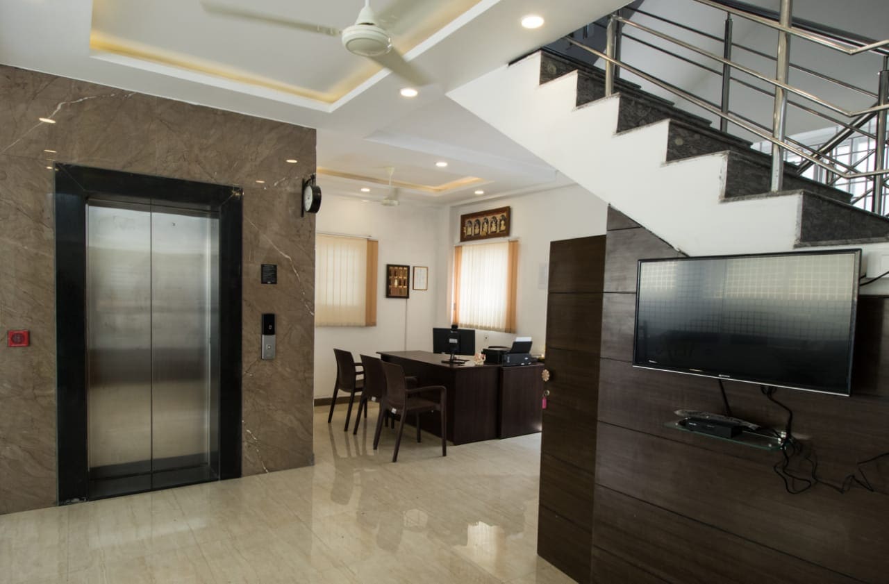 Golden Nest Service Apartment - Tap to explore photos