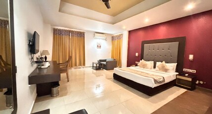 Terrace Valley Hotel Room Type - Deluxe Rooms