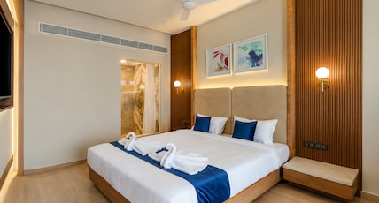 Hotel Maroon Room Type - Executive Room | Free Cancellation Hotel Maroon Room Type - Executive Room | Free Cancellation