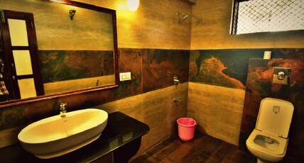 Yogis Guest House Room Type - Heritage Double Room