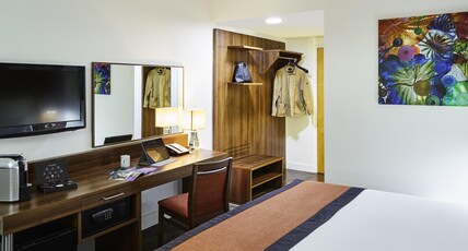 Mercure St Helens Room Type - Classic Room with two Single beds