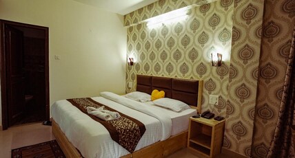 ROYAL STAY IN THE NATURES LAP Room Type - DELUXE