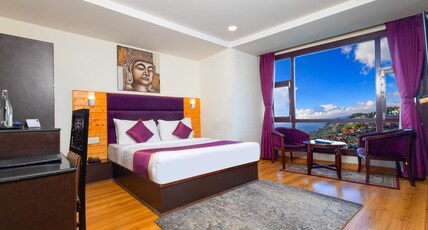 Sumitel Hotel 500 meters from Mall Road Room Type - Premium Room with Kanchenjunga view
