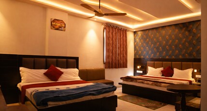 Hotel Midway Taj Room Type - Four Bed Room