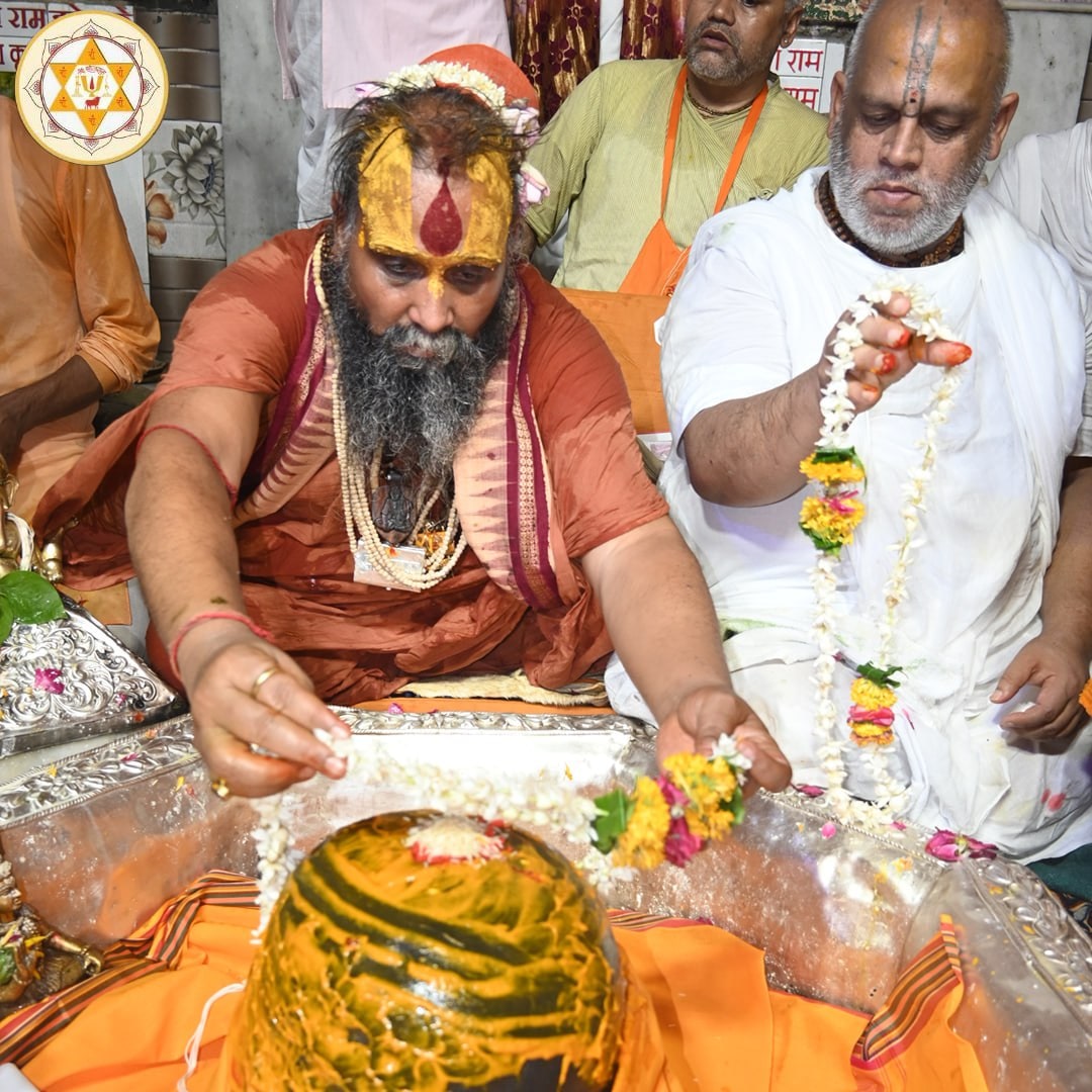 Sham Sundar Vrindavan - Tap to explore photos