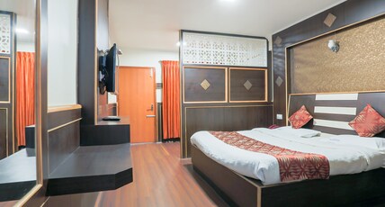 Hotel Alakapuri Room Type - Double Bed Classic