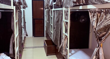 New Blossom Dormitory AC 24 HOURS Room Type - Dormitory Beds