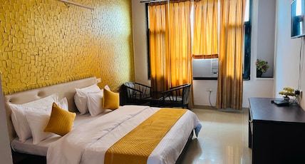 Grand Plaza Hotel and Restaurant Room Type - Deluxe Room Grand Plaza Hotel and Restaurant Room Type - Deluxe Room