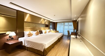 Nova Gold Hotel Room Type - Grand Deluxe Family with Bathtub Nova Gold Hotel Room Type - Grand Deluxe Family with Bathtub