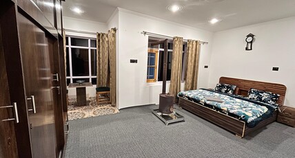 The Himalayan Nest Room Type - Deluxe Double with Glass Room, Knoll and Mountain View