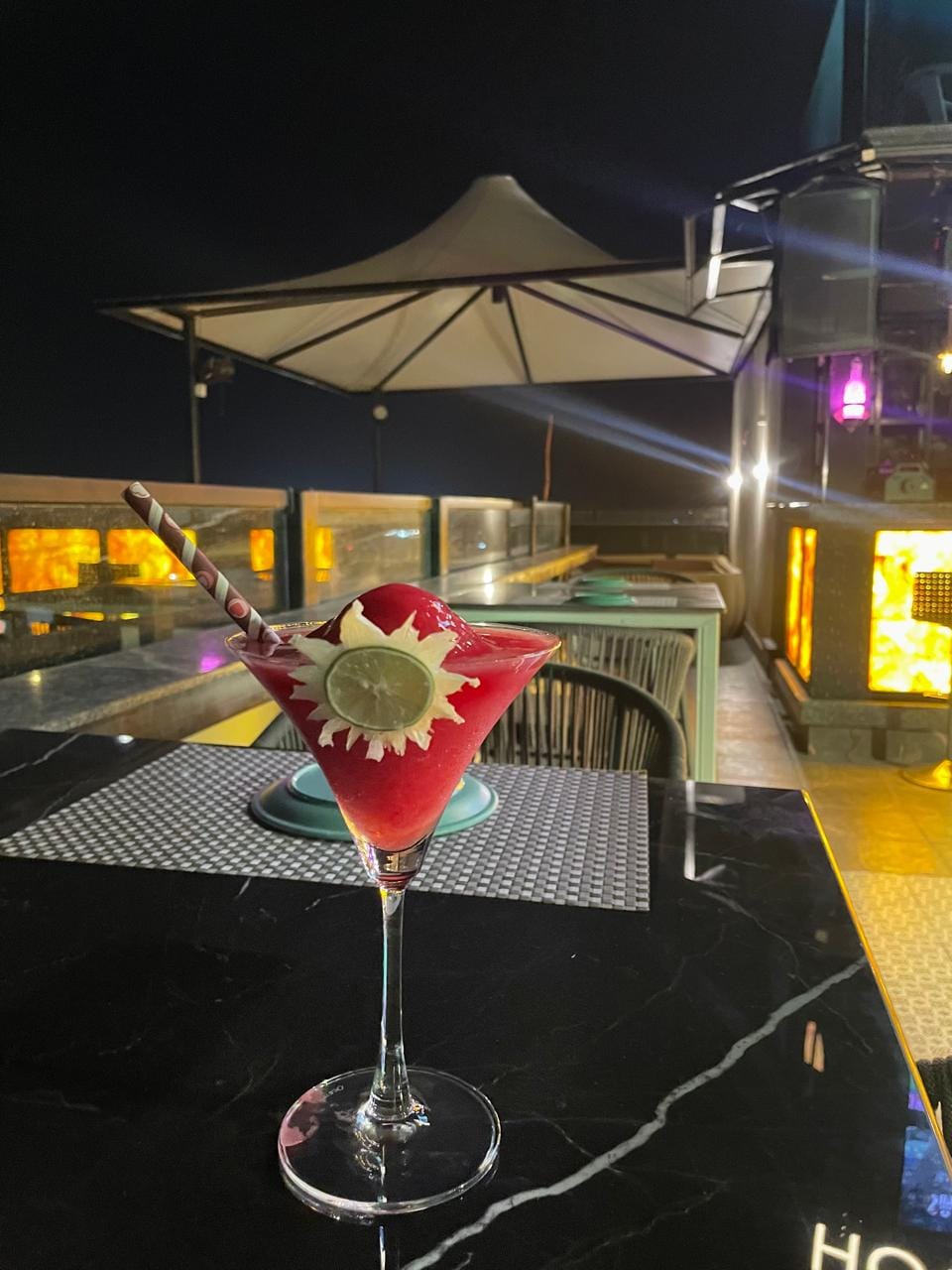 Hotel Three Seasons - Near Parikrama Marg - Tap to explore photos