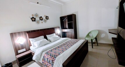 The Vibs International hotel Room Type - Economy Room The Vibs International hotel Room Type - Economy Room