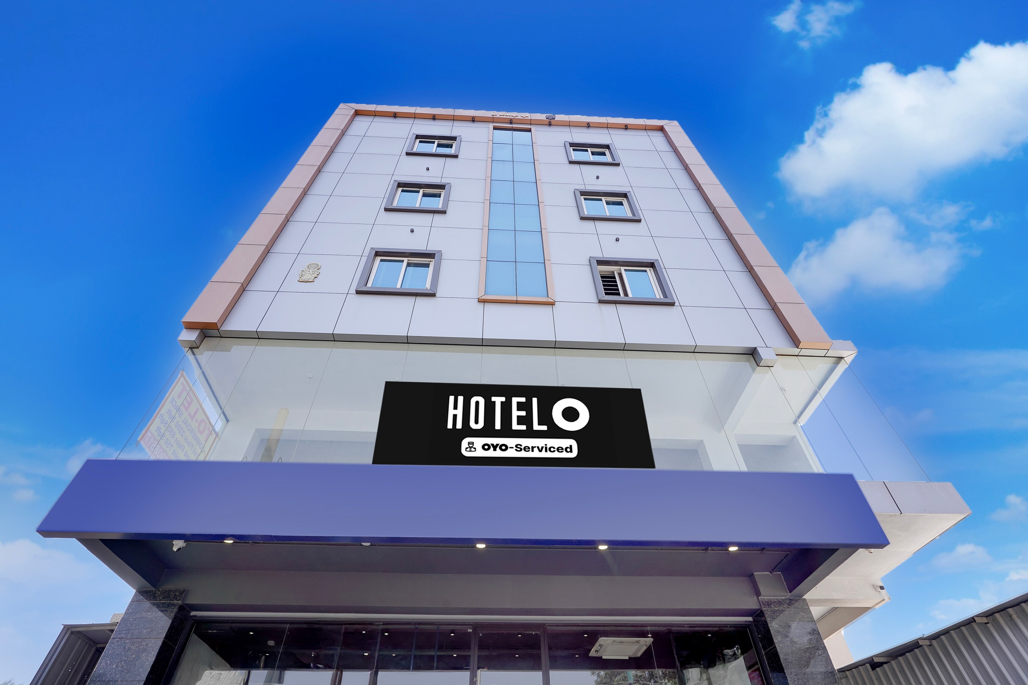 Super Hotel O Phase 2 Christ Nagar Bangalore - Tap to explore photos